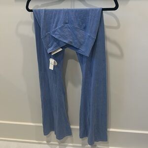 NWT Aerie hi-rise long flare leggings